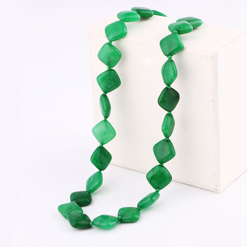 Natural Stone Necklace Vintage Women Crystal Power Natural Stone Chain Charm Gemstone Reiki Healing Men Statement Fine Jewelry