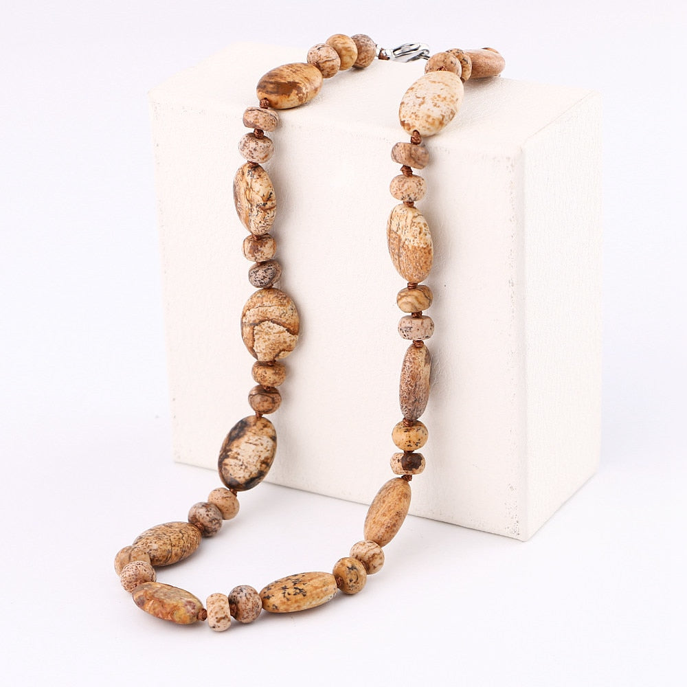 Natural Stone Necklace Vintage Women Crystal Power Natural Stone Chain Charm Gemstone Reiki Healing Men Statement Fine Jewelry