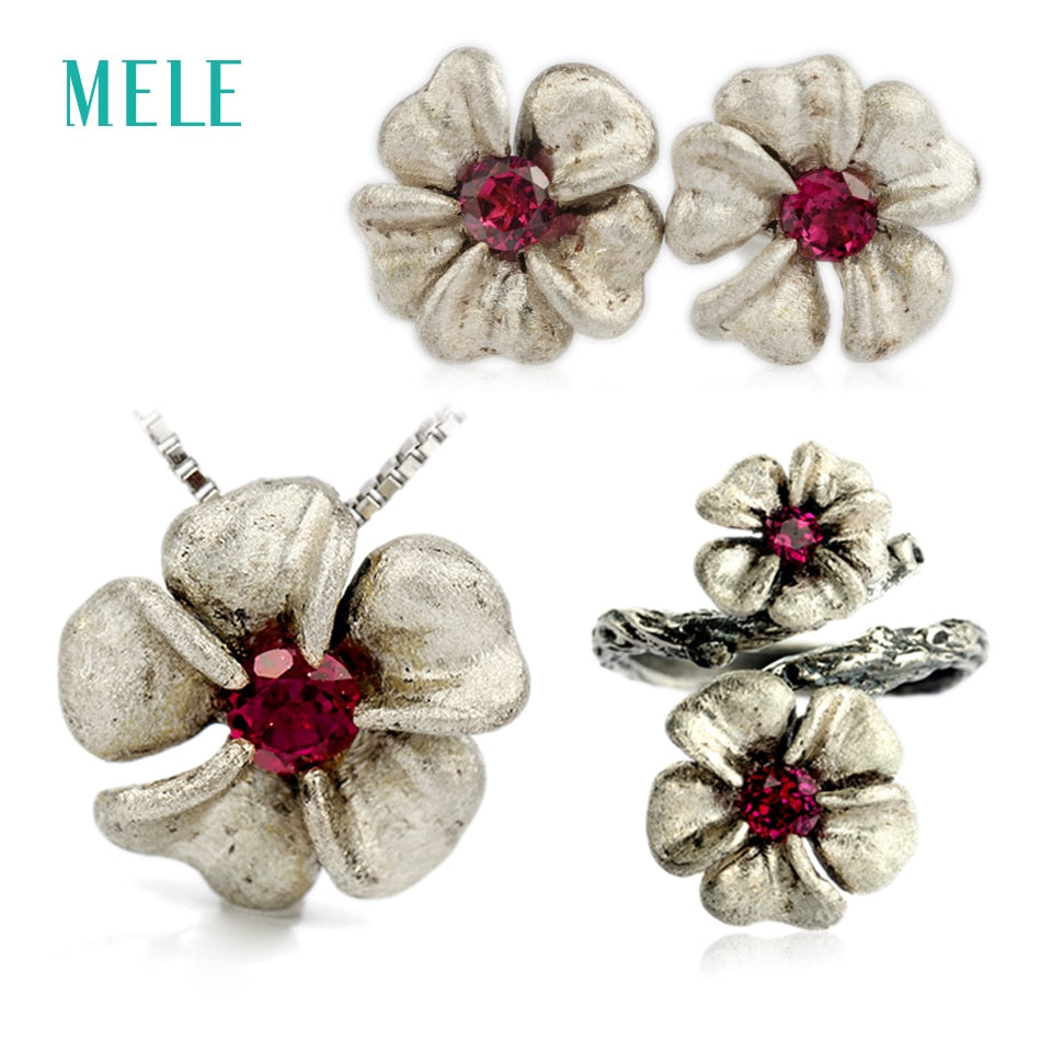 Natural garnet silver jewelry set, pendant and earring and ring, beautiful garnet color and stone fire, classical silver style