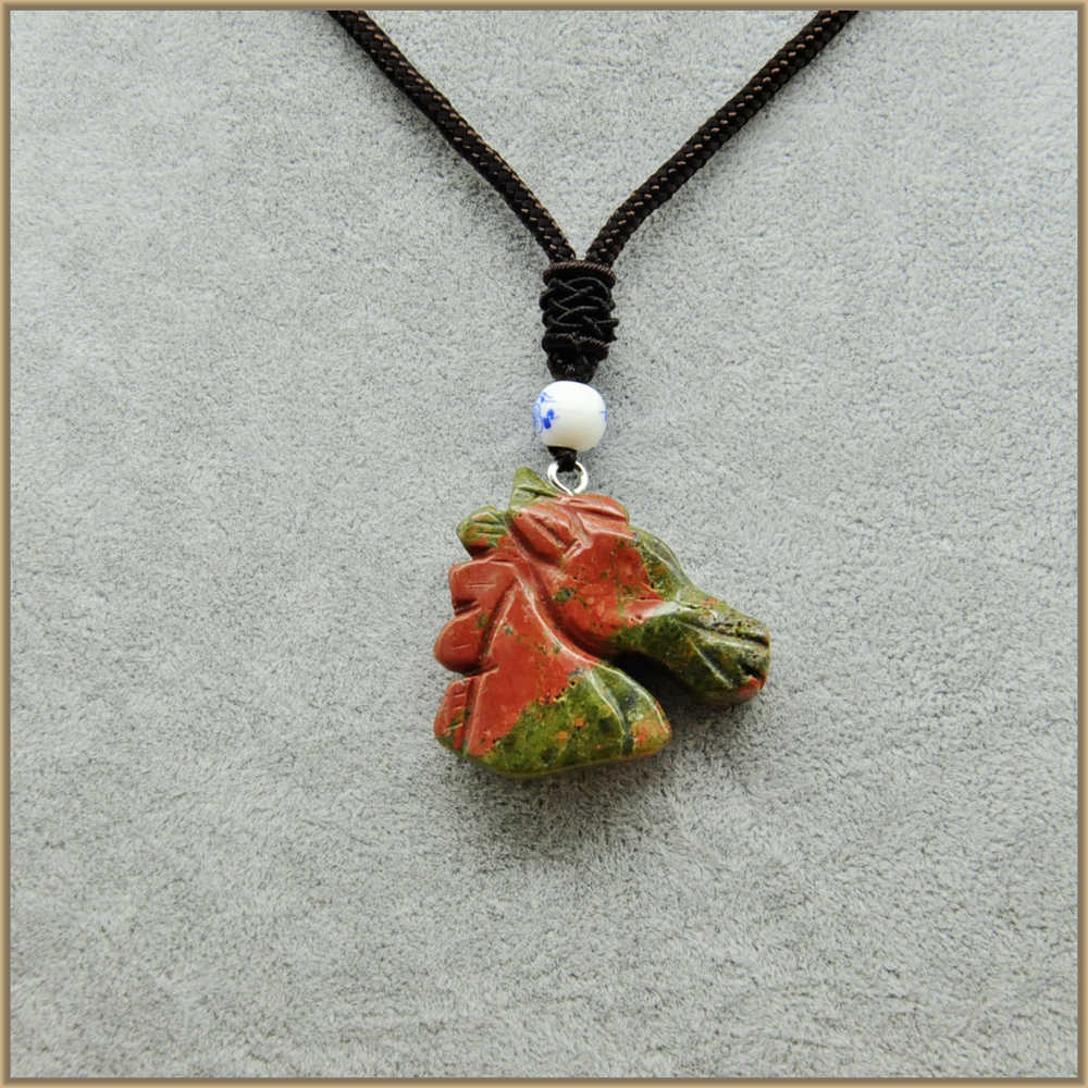 Necklace Horse Head Pendant Natural Crystal Fine Popular Jewelry Popular Onyx Red Crystal With Colorful Horse Necklace Women DK