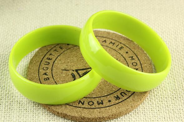 New 2 pcs Fashion Plastic Hand Charm Bracelets & Bangles Light Candy color Women Girl hand Accessories jewelry