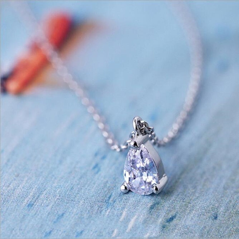 New Arrival Exquisite 925 Sterling Silver Korean Simple Jewelry Small Crystal Water Drop Female Pendant Necklace H142