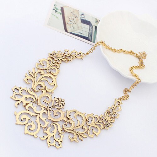 Women Hollow Bib Choker Statement Vintage Paper cut necklaces pendants 5BFR