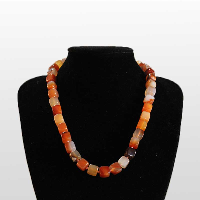 Multi-color Affirmative Square Natural Semi-precious Stones Crystal Ladies Necklace Exquisite Small Gifts