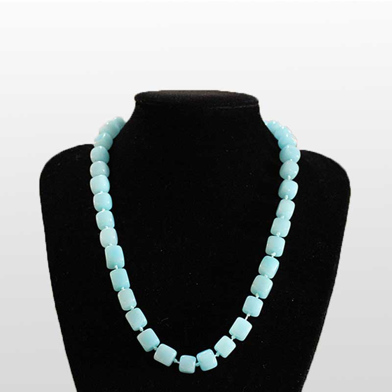 Multi-color Affirmative Square Natural Semi-precious Stones Crystal Ladies Necklace Exquisite Small Gifts