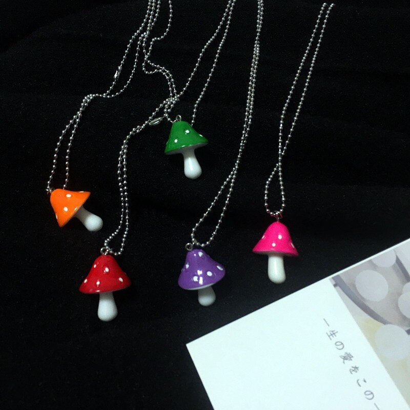 Cartoon Color Resin Mushroom Pendants Necklace For Women Simple Charm Necklaces Sweater Chain Party Jewelry Gifts