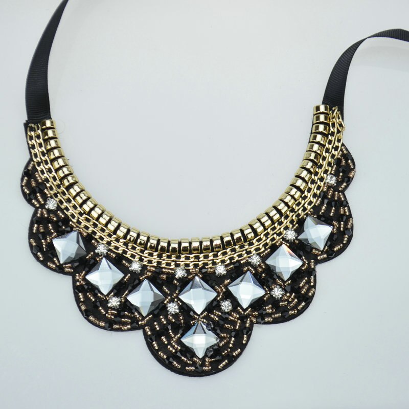 Choker Necklace Ethnic Collares Vintage crystal  Beads Pendant Necklace the first choice of the presents