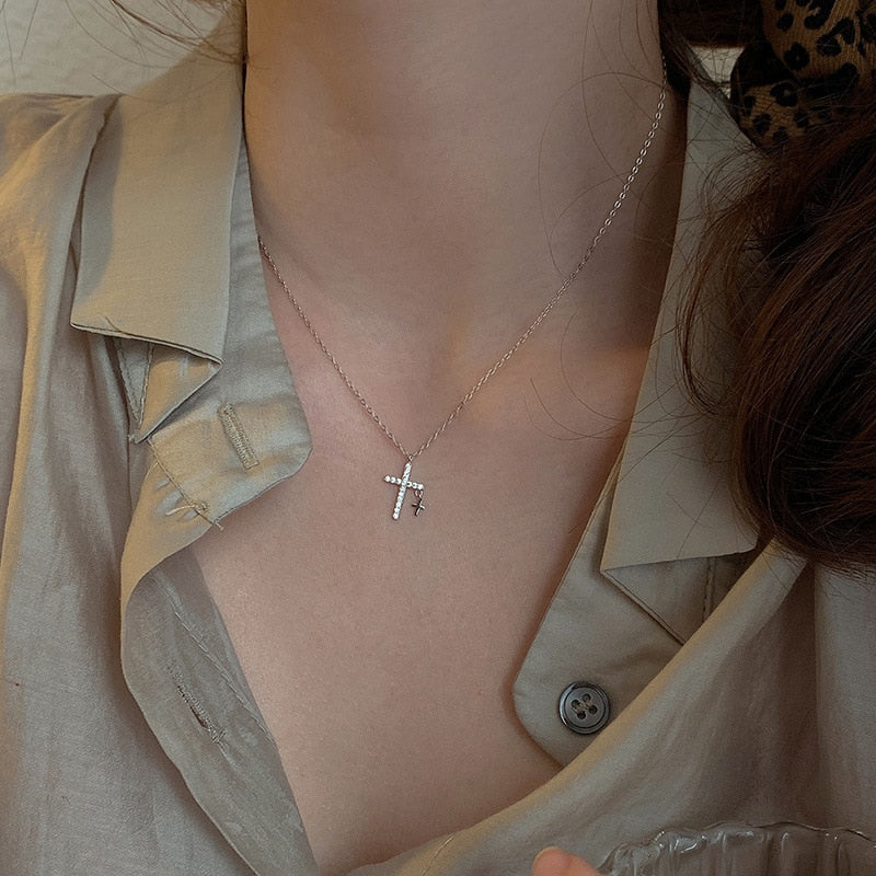 Creativity Light  Zircon Cross Pendant Necklace For Women Gold Silver Color Clavicle Chain Jewelry