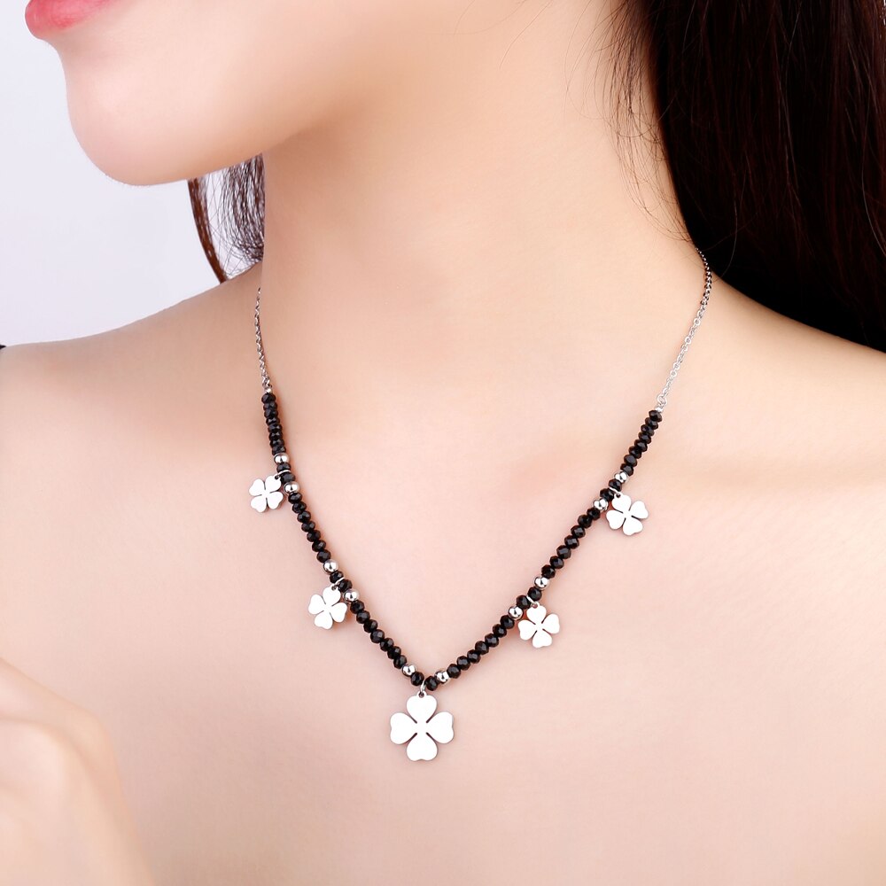 Design Stainless Steel Necklace For Woman Silvery Small Four-Leaf Clover Pendant Black Beads Chain Choker Jewelry