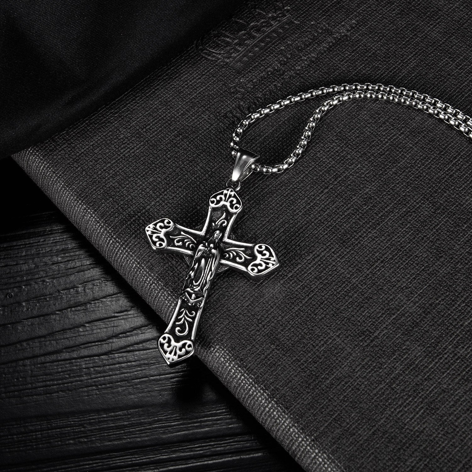European Hip Hop Stainless Steel Pendant Street Retro Classic Cross Necklace Men's Accessories