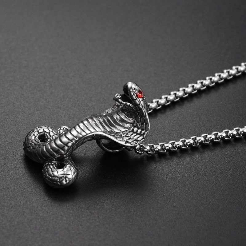 Exaggerated Horror Cobra Pendant Necklace for Men's Red Crystal Inlaid Metal Pendant Accessory Party Jewelry