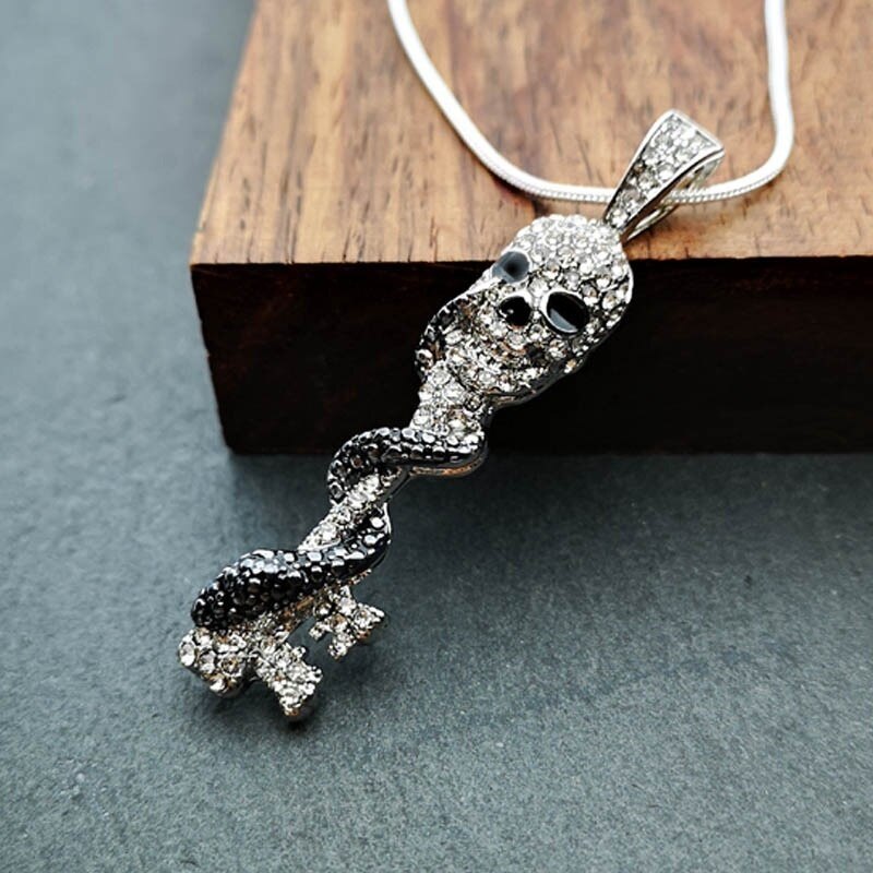 Exaggerated Horror Snake Wrapped Skull Pendant Necklace Men Metal Skull Key Pendant Crystal Inlaid Accessories Party Jewelry