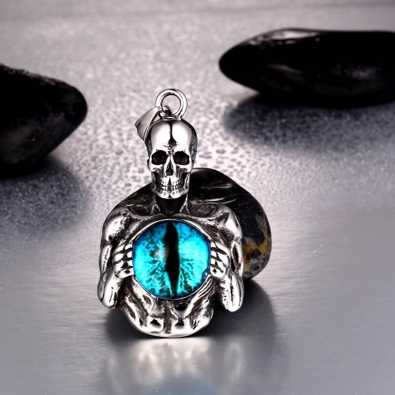 Exaggerated Skull Inlaid Cat's Eye Stone Pendant for Men Metal Sliding Horror Pendant Necklace Accessories Party Jewelry