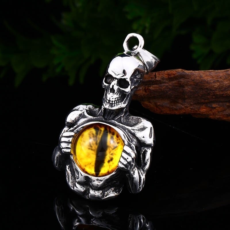 Exaggerated Skull Inlaid Cat's Eye Stone Pendant for Men Metal Sliding Horror Pendant Necklace Accessories Party Jewelry