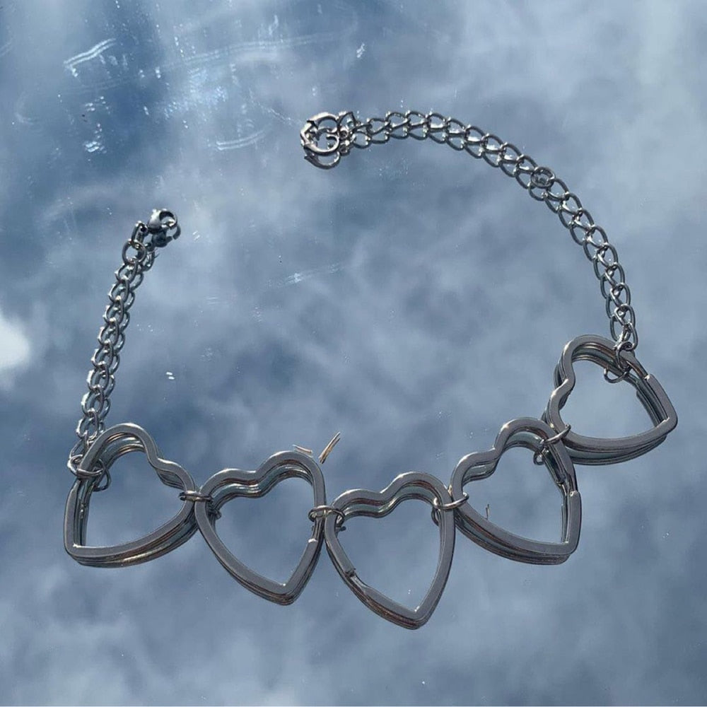 Hip-hop Punk Hollow Heart Pendant Necklace Vintage Love Symbol Necklaces Clavicle Chain Choker For Women Jewelry