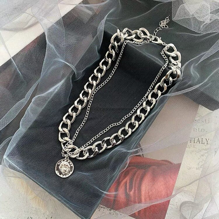 Hiphop Necklace Multi Chains Chokers Necklaces for Women Punk Jewelry Vintage Metal Head Coin Pendant Necklace Chunky