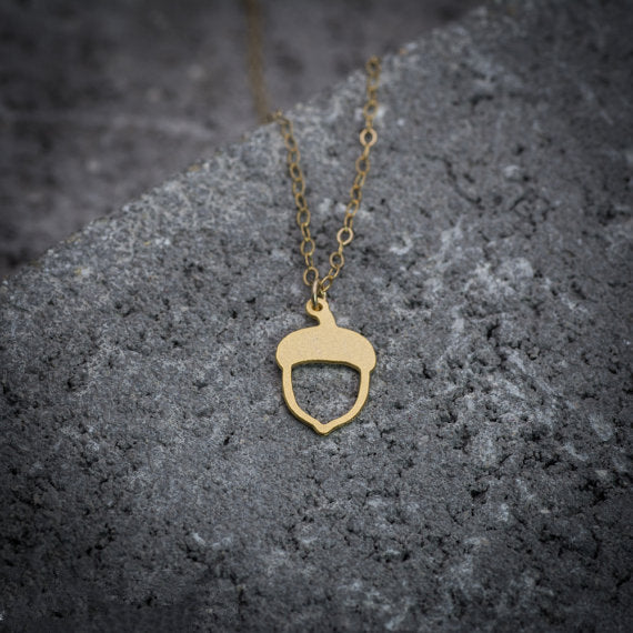 Hollow Gold Simple Pinecone Acorn Oak Pine Cone Shape Choker Chain Necklace Forest Plant Tree Fruit Minimalist Women Gifts