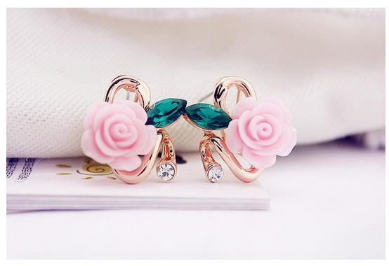 New Korean Style Big rose gold Flower Stud Earrings For Women jewelry Crystal Rhinestone Pearl leaf Stud cute Earrings jewelry