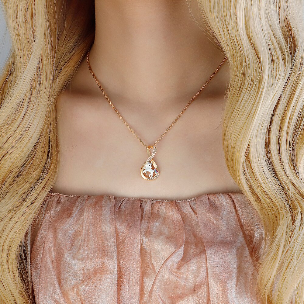 Women Crystal Necklace Unicorn Pendant Love 8 Shape Pegasus Necklace For Women Micro-Studded Female Jewelry Gift