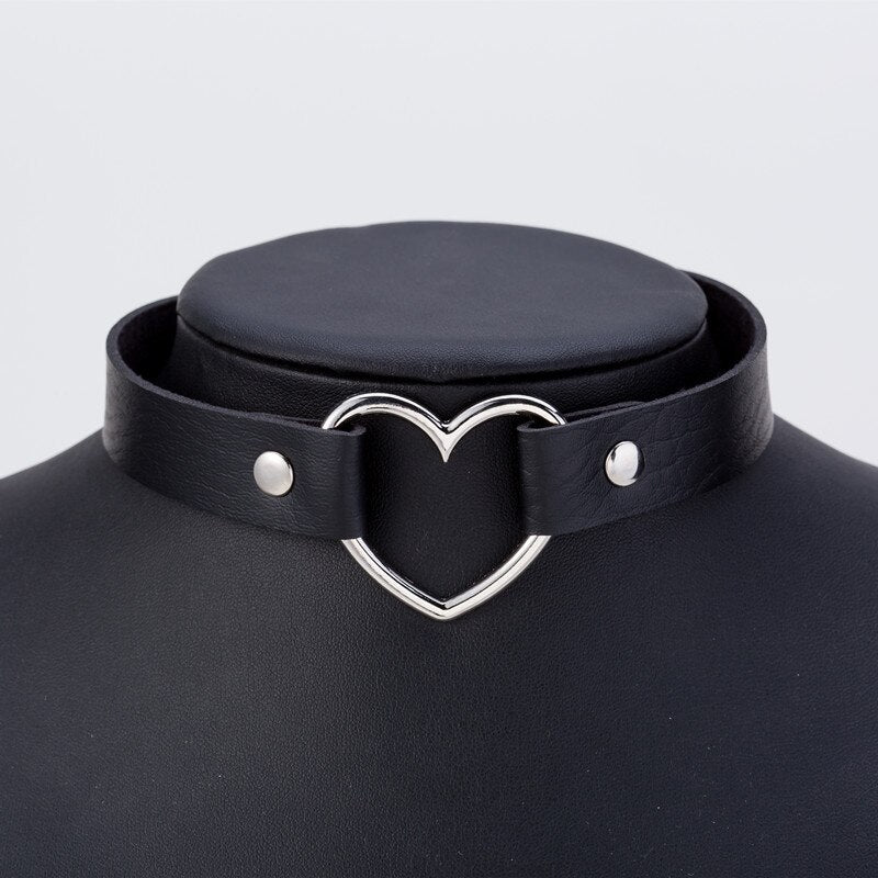Punk Love Heart Leather Women Choker Necklaces Women Jewelry