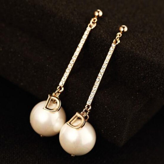 New Quality Dangle Pearl Earring Zircon Crystal Gold & Silver D Letter Long Line Crystal Earring Female Anti-Allergy Design