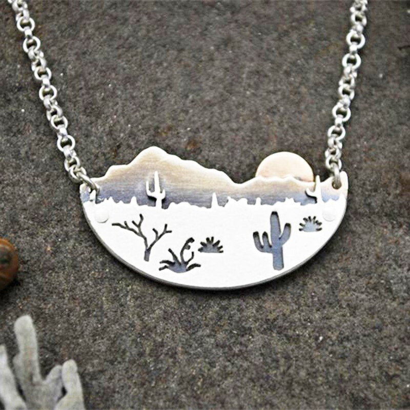 Retro Cactus Desert Moon Semicircle Pendant Necklace Women's Accessories Vintage Metal Accessories For Women's Gifts