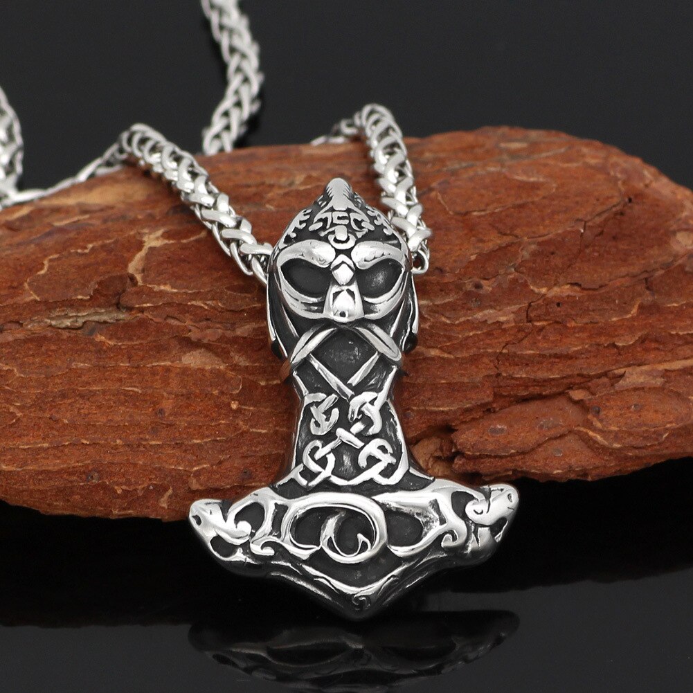 Retro Celtic Viking Warrior Necklace Pendant Men's Sliding Metal Pendant Necklace Accessories Jewelry