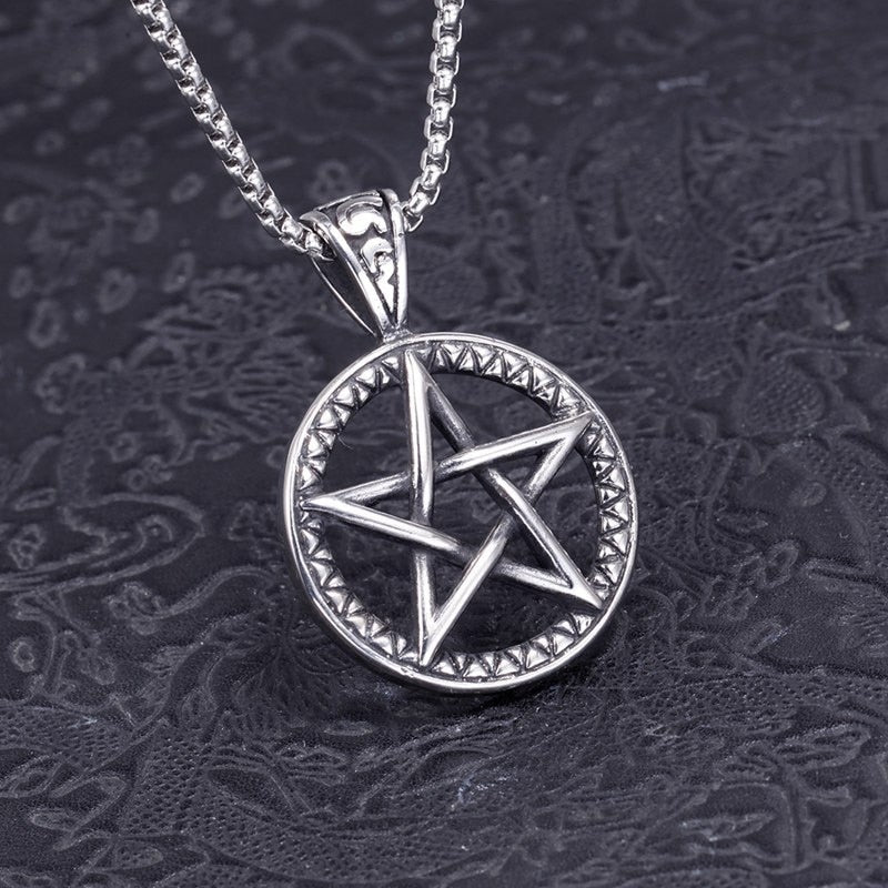 Retro Round Five-Pointed Star Pendant Necklace Men's Necklace Vintage Metal Sliding Round Pendant Accessory Party Jewelry