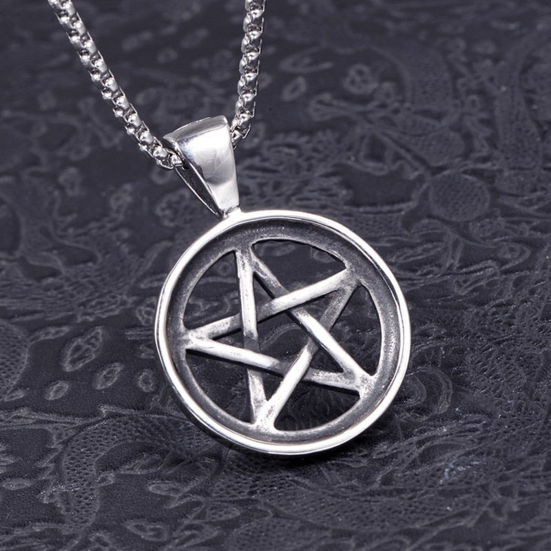 Retro Round Five-Pointed Star Pendant Necklace Men's Necklace Vintage Metal Sliding Round Pendant Accessory Party Jewelry