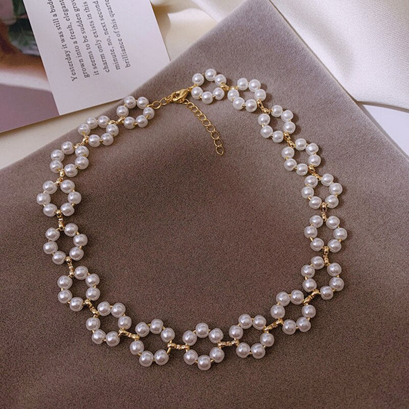Sweet Naive and Romantic Necklaces For Women Korean Style Vintage Pearl Clavicle Chain Trendy String Beaded Bohemian Jewelry