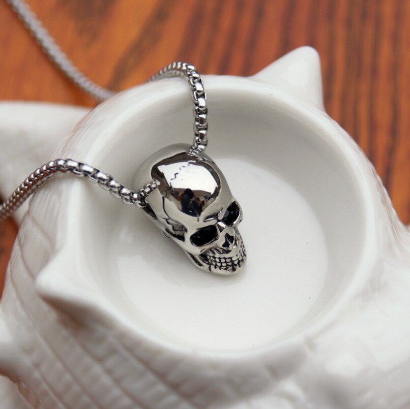 Trendy Horror Skull Head Pendant Necklace Men's Metal Accessories Hip Hop Jewelry Party Gift