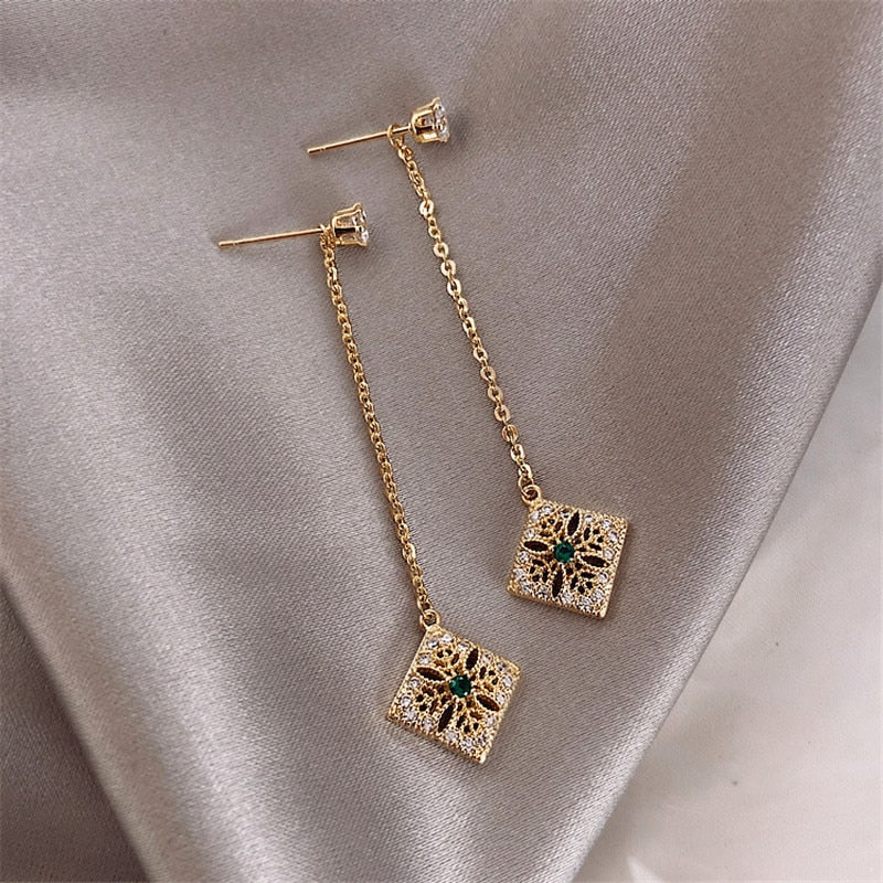 design jewelry retro hollow alloy drop earrings long delicate inlaid green crystal pendant party earrings for women