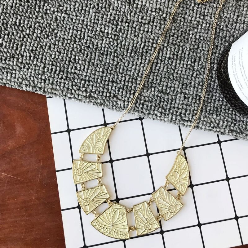 engraved alloy web celebrity necklace