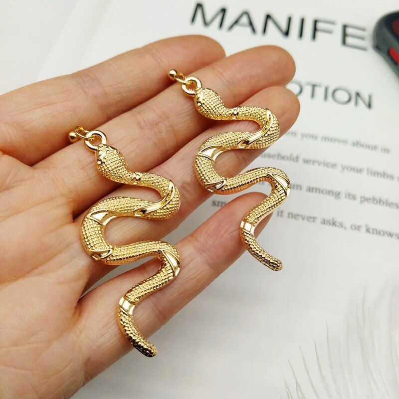 punk Snake Pendant Necklace Golden Silver Color Unquie Men Women 2021  Neck Jewelry Statement Pouplar Necklace