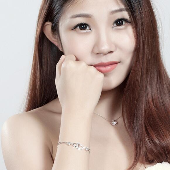 Wholesale Fashion High Quality AAA Zircon Amethyst 925 Sterling Silver Gift Women Shining Heart Bracelets Bangles SZ43