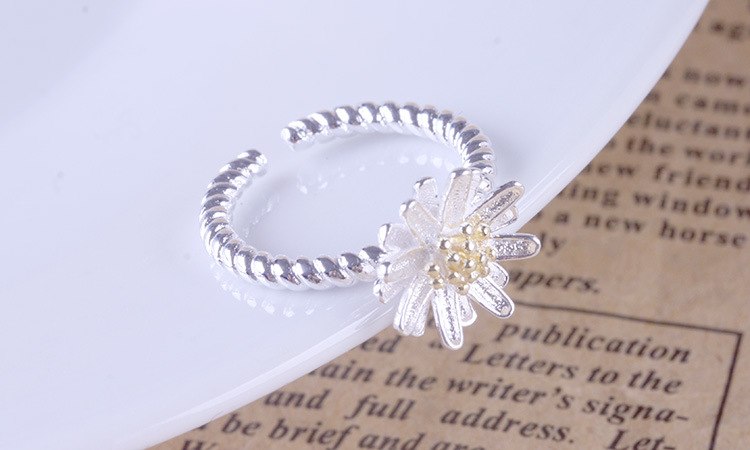Wholesale Fashion joker Simple Little Daisy Sun Flower 925 Sterling Silver open adjust female for Woman Ring Gift RG35