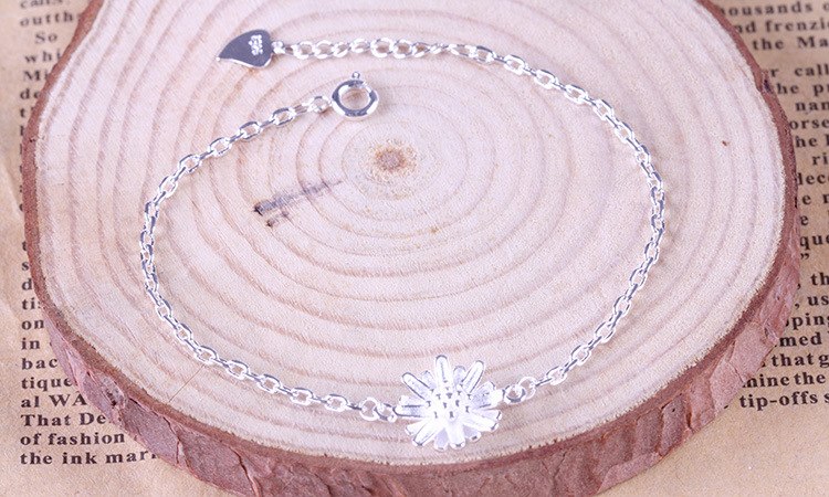 Wholesale Fashion present High Quality 925 Sterling Silver small fresh Daisy Sunflower Gift Women Bracelets Bangles SZ28