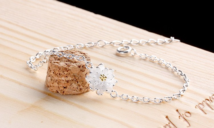 Wholesale Romantic Fashion Sweet For Woman Girl Wedding Gift Golden Fresh Lotus 925 Sterling Silver Bracelet Bangle SZ119