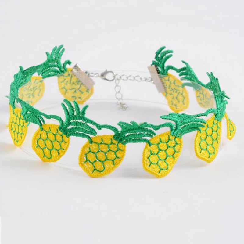 Ethnic Round Conch Pendant Choker Necklace Big Alloy Circle Maxi Jewelry Women Silver Color Exaggerated Necklace Bijoux Mrs win