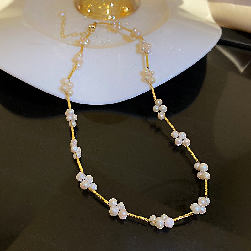 Origin Summer Unique Design Freshwater Pearl Flower Beaded Chokers Necklace for Women Trendy Gold Color Metal Necklace Jewellery