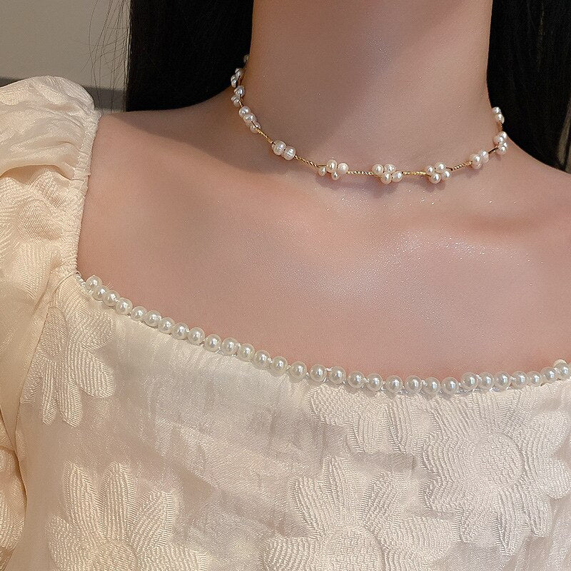 Origin Summer Unique Design Freshwater Pearl Flower Beaded Chokers Necklace for Women Trendy Gold Color Metal Necklace Jewellery