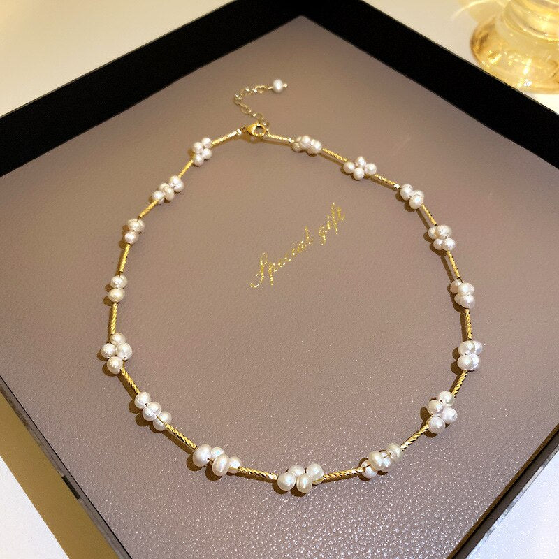 Origin Summer Unique Design Freshwater Pearl Flower Beaded Chokers Necklace for Women Trendy Gold Color Metal Necklace Jewellery