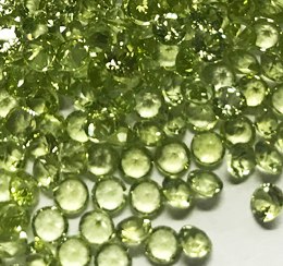 silver ring Gemstone 4.0mm 0.53ct Round Shape Manchurian Peridot With 0.52cts White Topaz 925 Sterling Silver Ring