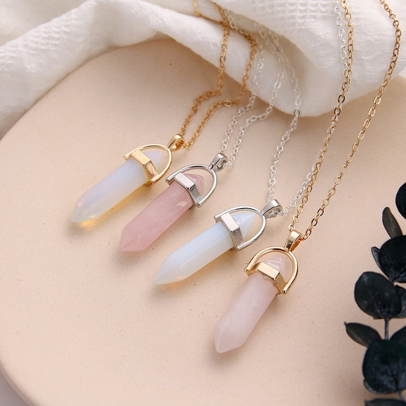 Personality Hexagonal Column Quartz Necklace Pendant Natural Stone Bullet Pink Crystal Pendant Necklace Ladies Jewelry