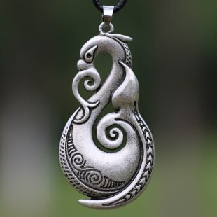 Pikorua Necklace Pendant Maori Twist Mask Manaia Koru Zealand Australia Aboriginal Gift for Men Women Travel Souvenir