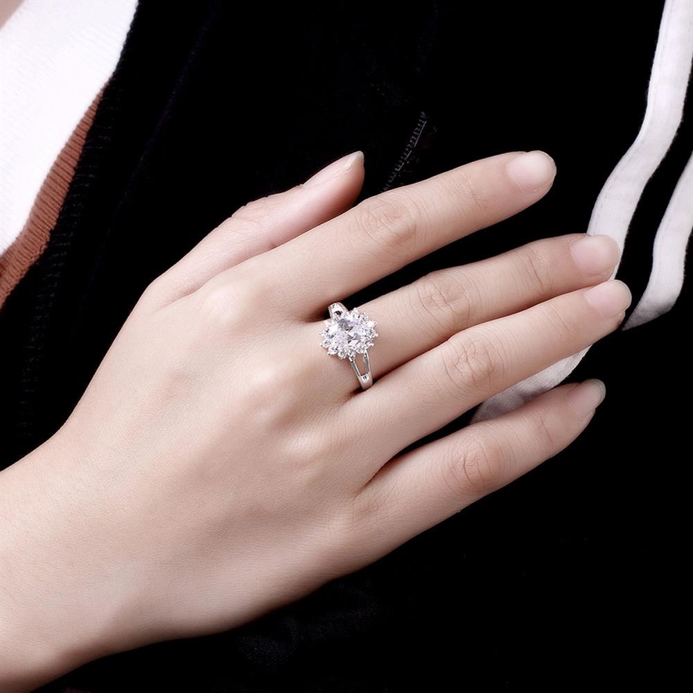 Popular brands 925 Sterling Silver crystal flower moissanite diamond Rings For Women Wedding Party Gifts Jewelry