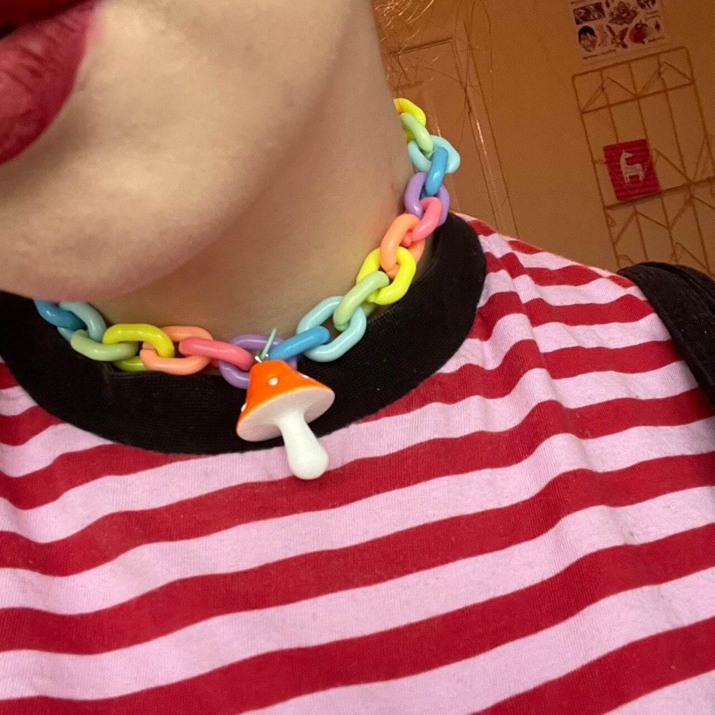 Punk Harajuku Style Exaggerate Colorful Resin Chain Short Necklace Mushroom Strawberry Pendant Necklace For Women Bijoux