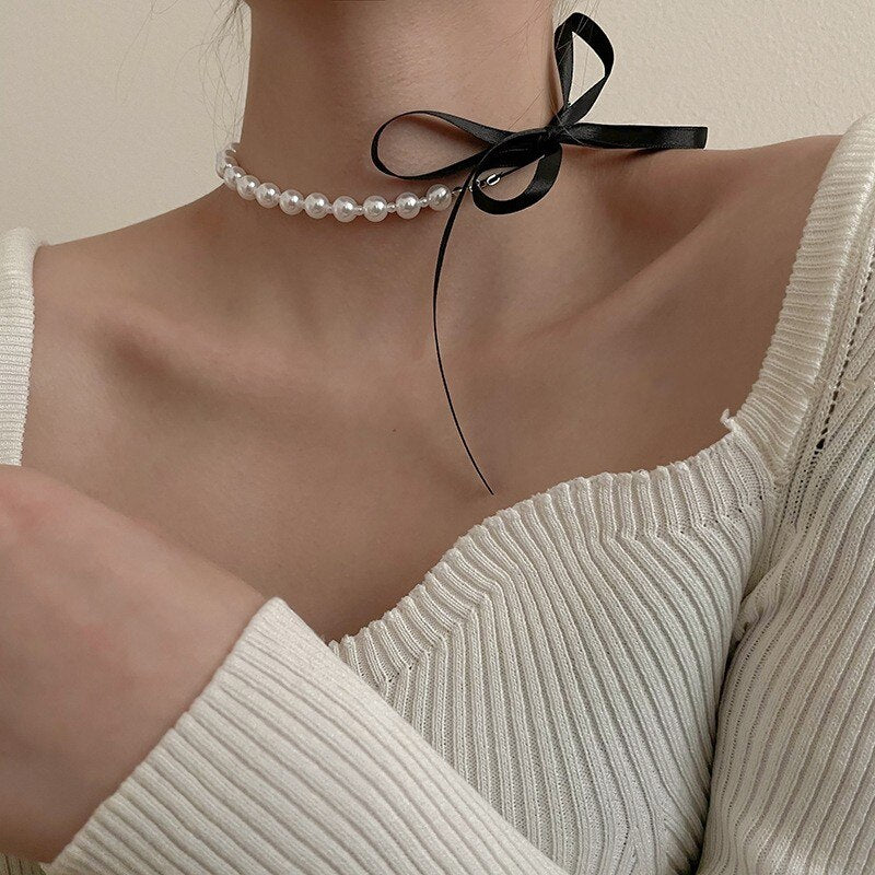Punk Long Wide Velvet Bow Double Necklace Simple Bowknot Plush Pearl Clavicle Chain Collar for Women Lady Jewelry