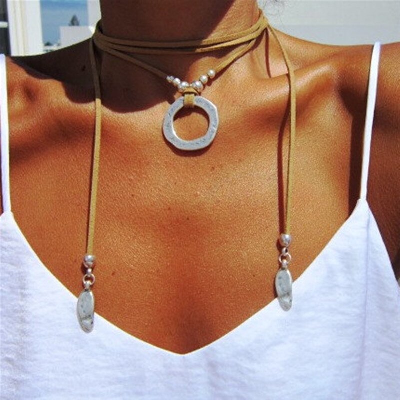 Punk Multilayer Velvet Choker Necklace Leather Collar Statement Circle & Leaves Pendant Necklace For Women Jewelry