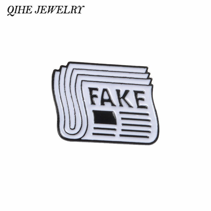 Fake pin Fake news brooches Funny Trump Badges Brooches Lapel pins Enamel pin Brooches for men women